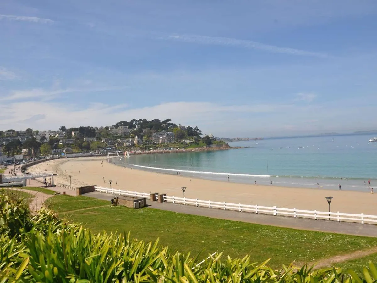 Appartement Renove Avec Balcon, Parking Et Acces Direct A La Plage De Trestraou - Perros-Guirec - Fr-1-368-260